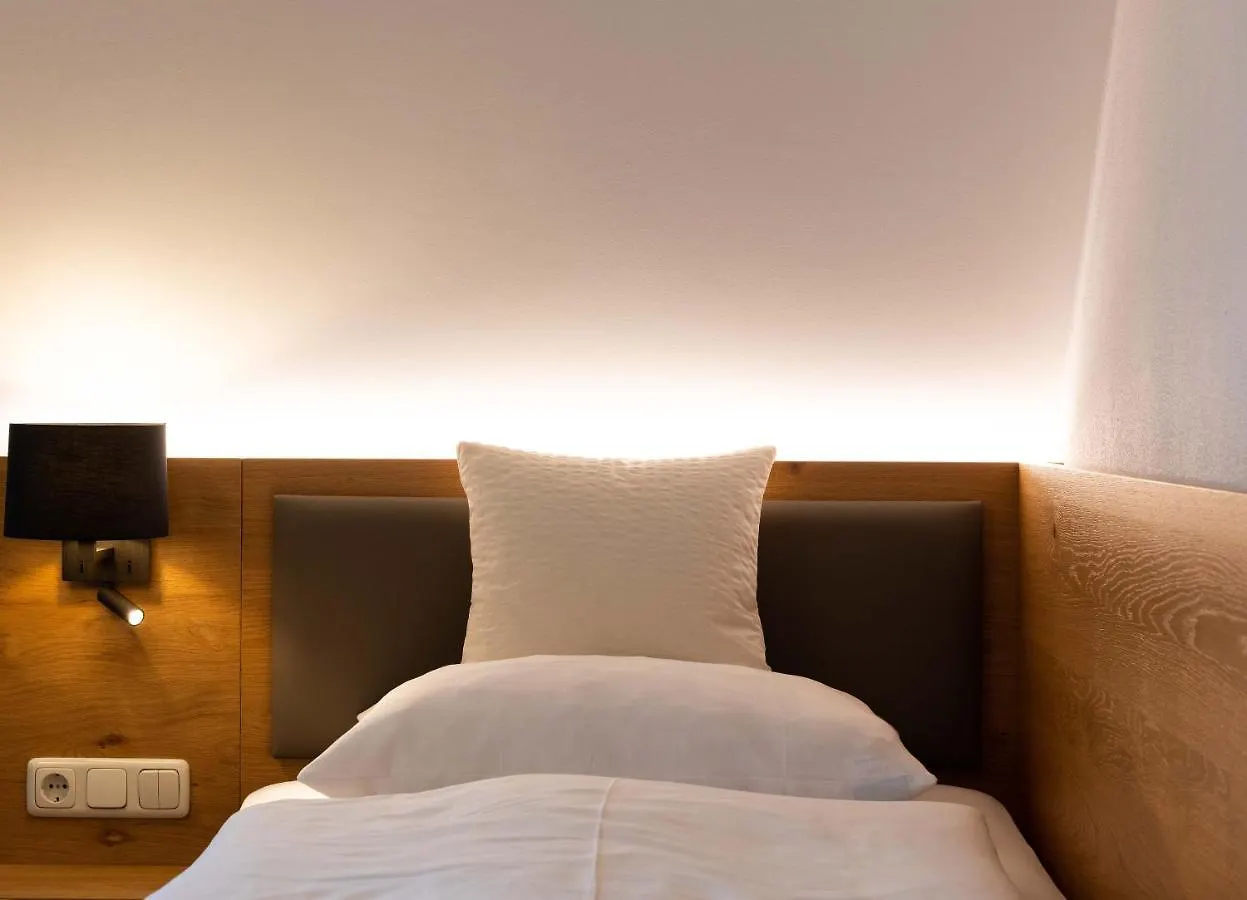 Hotel Gasthof Rosenwirt Au in der Hallertau 2*,